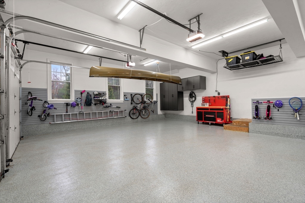 161 Farm St Dover, MA 02030