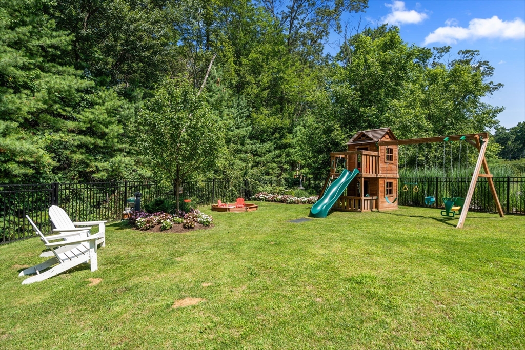 161 Farm St Dover, MA 02030