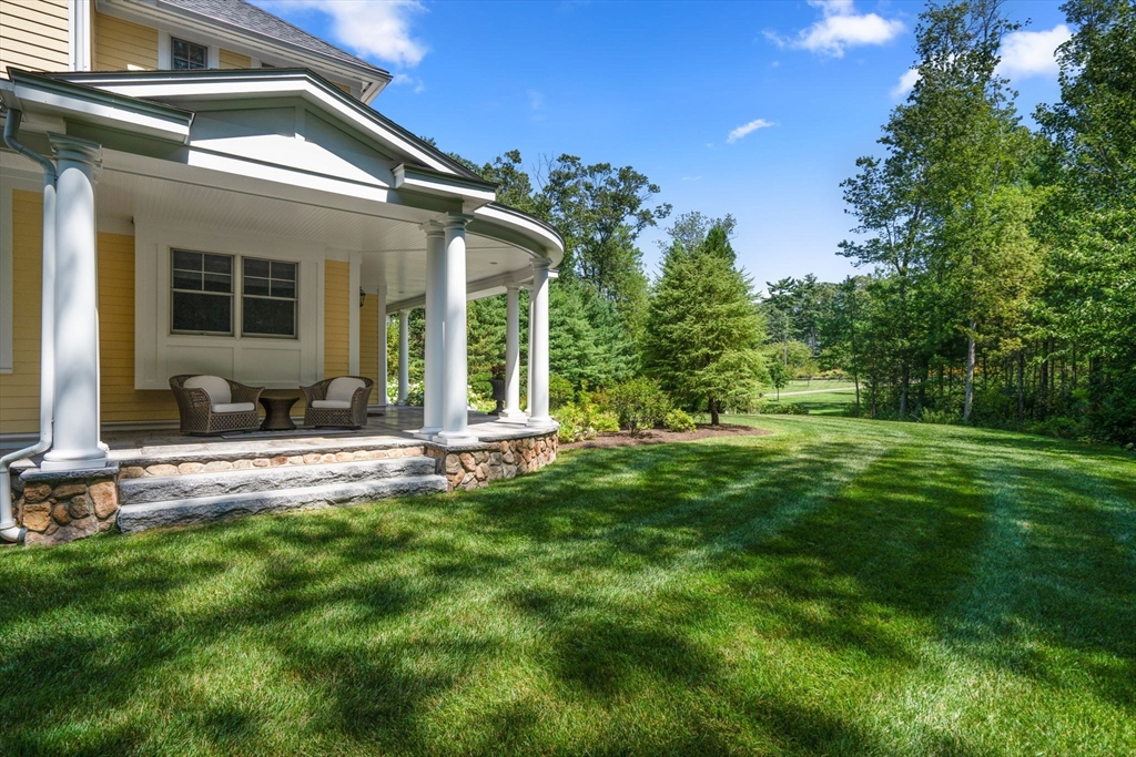 161 Farm St Dover, MA 02030