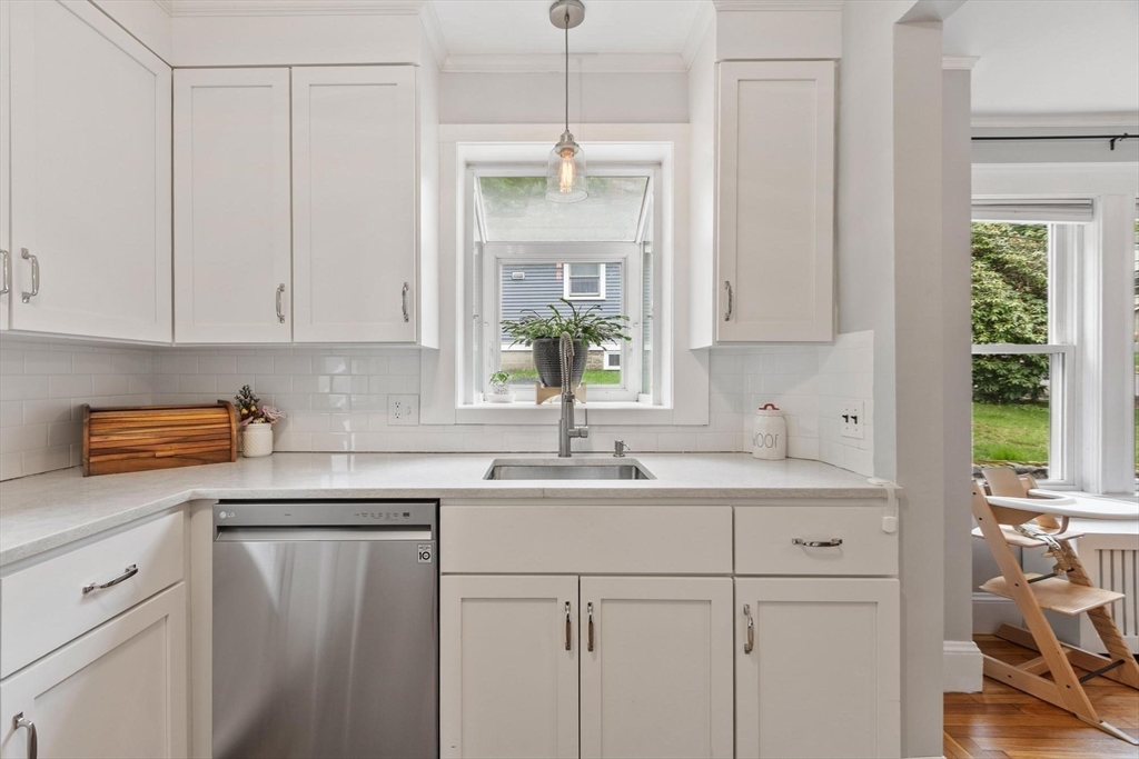 4 Western Ave Wakefield, MA 01880