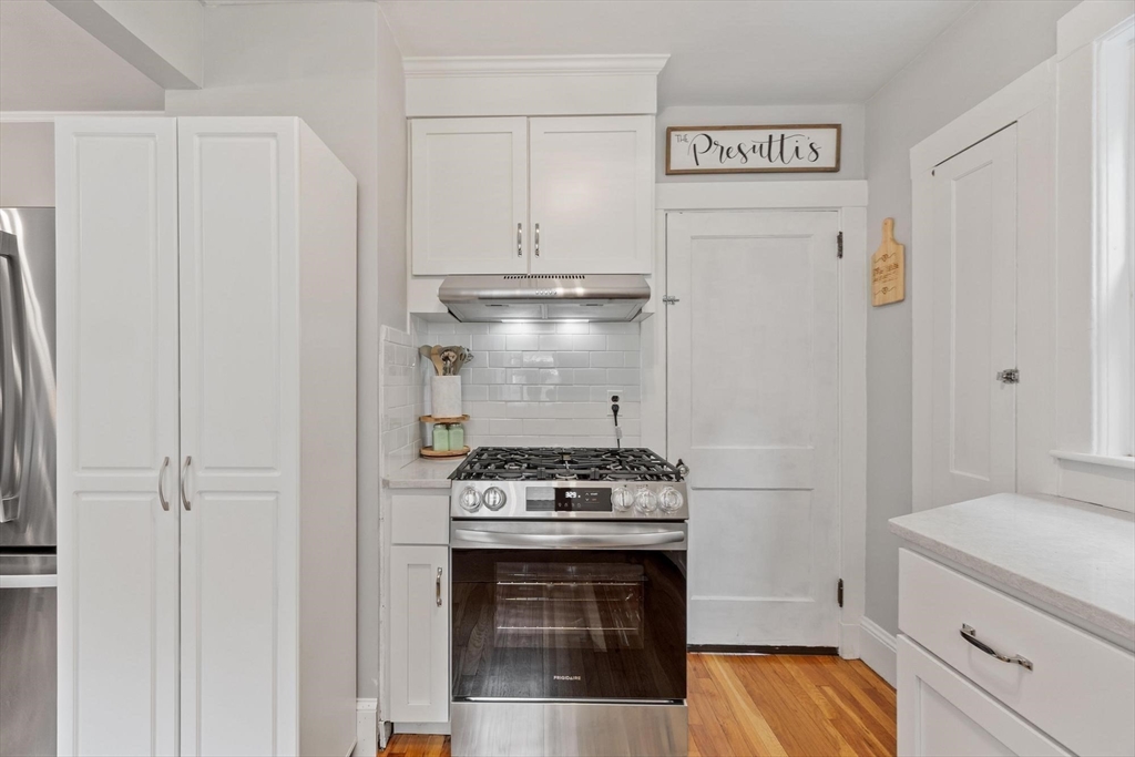 4 Western Ave Wakefield, MA 01880