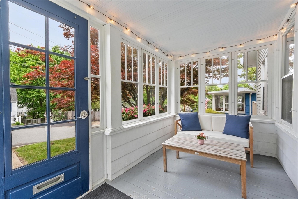 4 Western Ave Wakefield, MA 01880