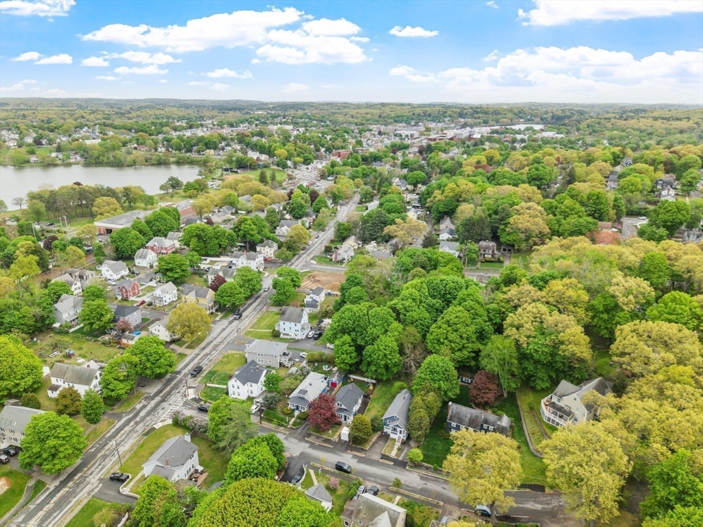 4 Western Ave Wakefield, MA 01880