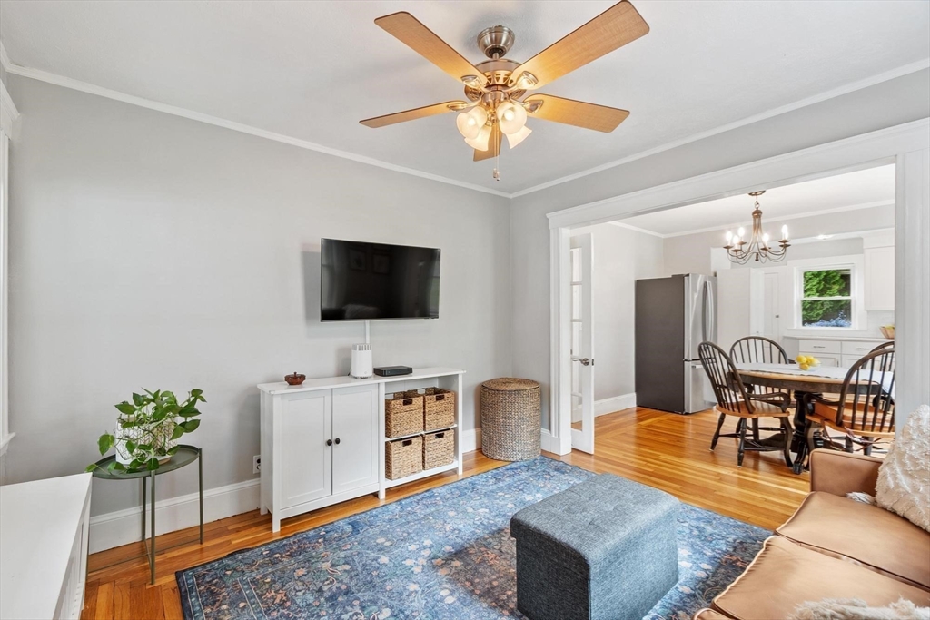 4 Western Ave Wakefield, MA 01880