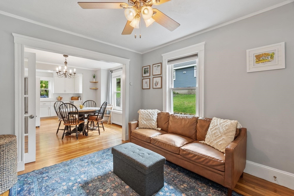 4 Western Ave Wakefield, MA 01880