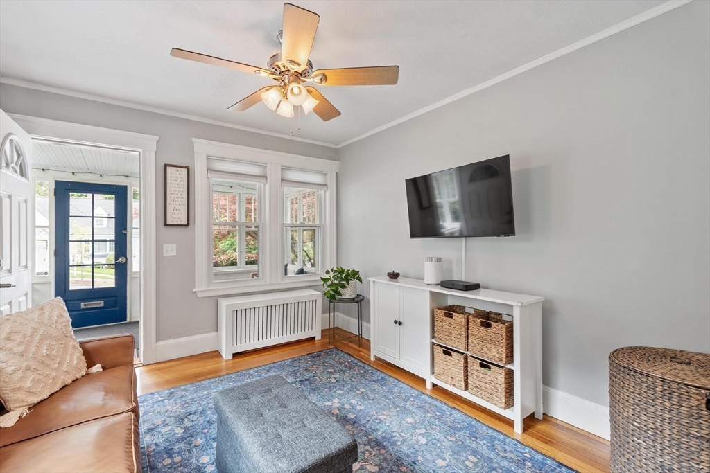 4 Western Ave Wakefield, MA 01880
