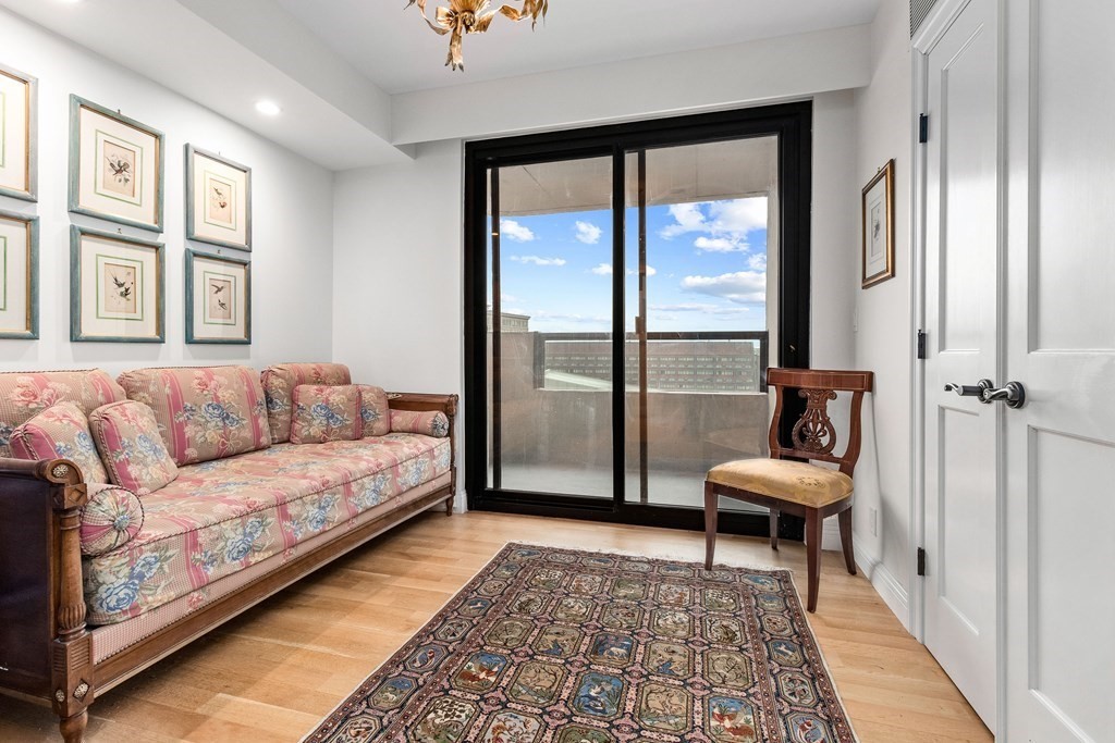 85 East India Row #9G Boston, MA 02110