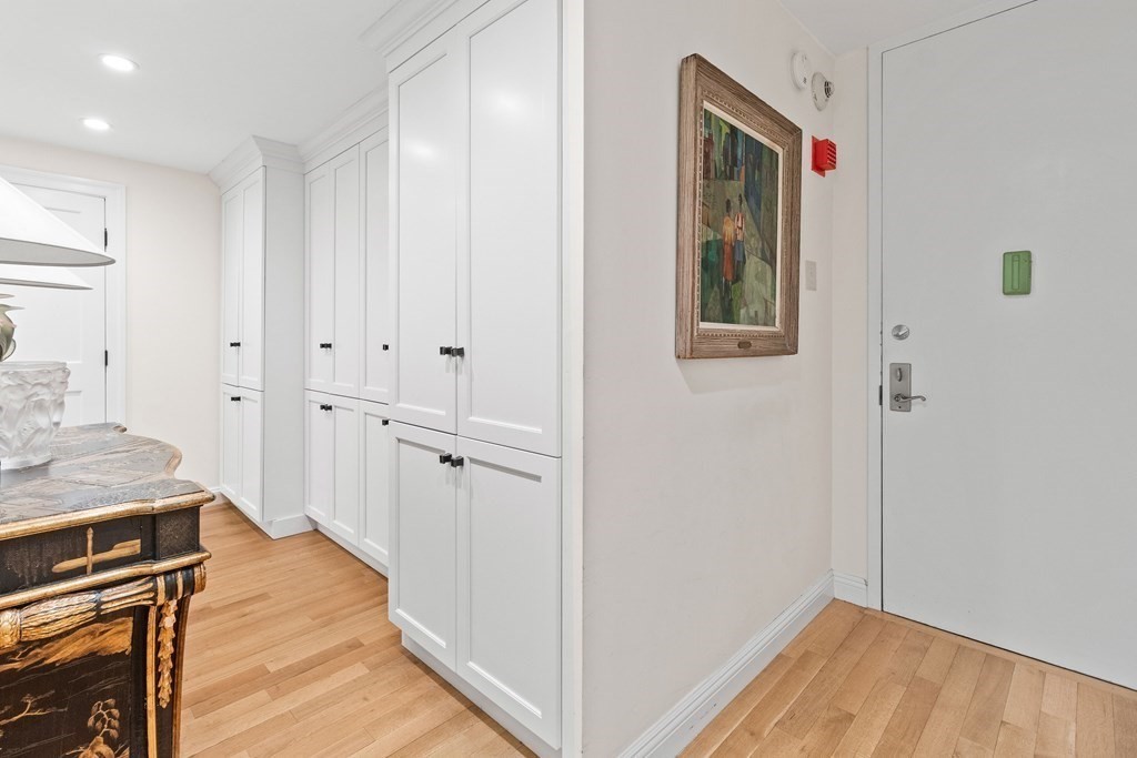 85 East India Row #9G Boston, MA 02110