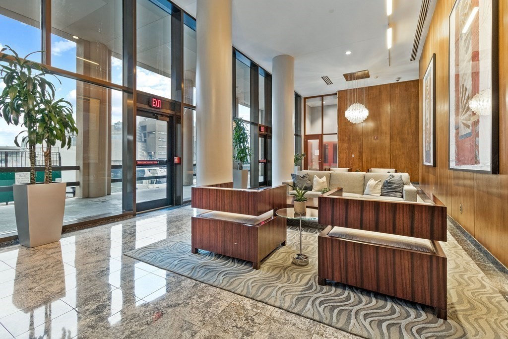 85 East India Row #9G Boston, MA 02110