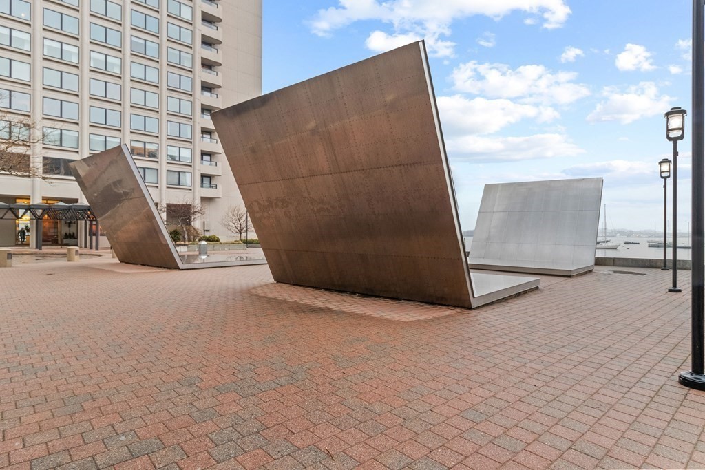 85 East India Row #9G Boston, MA 02110