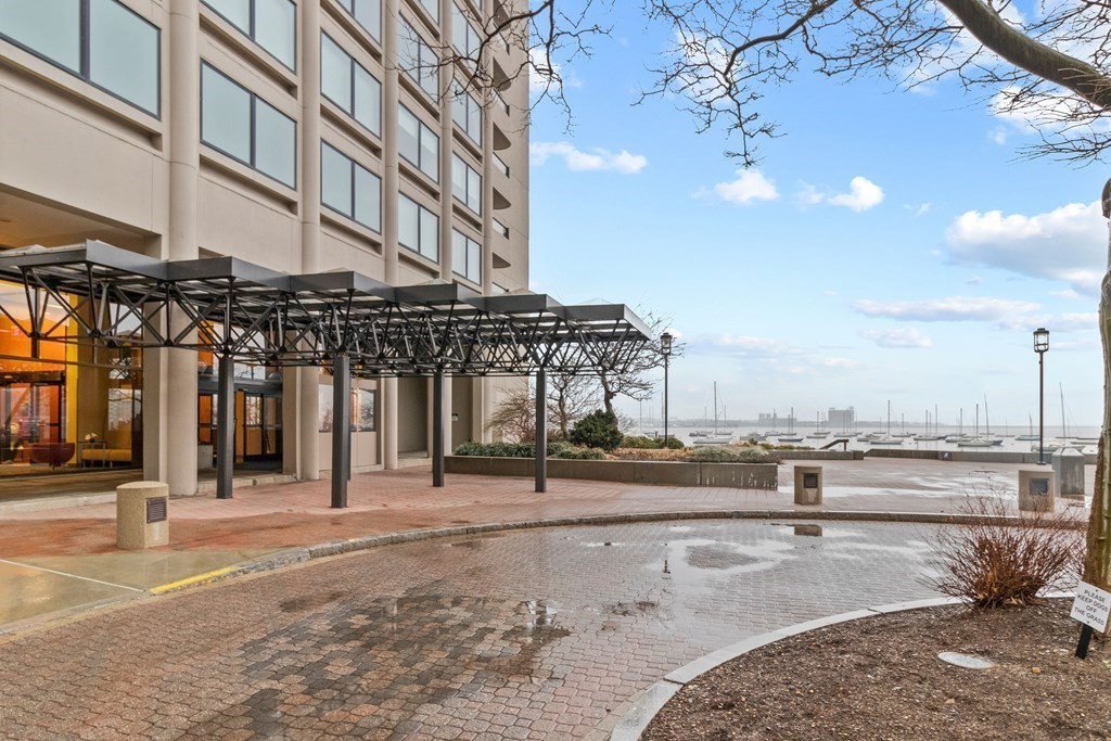 85 East India Row #9G Boston, MA 02110