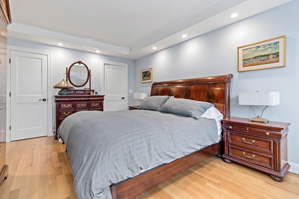 85 East India Row #9G Boston, MA 02110