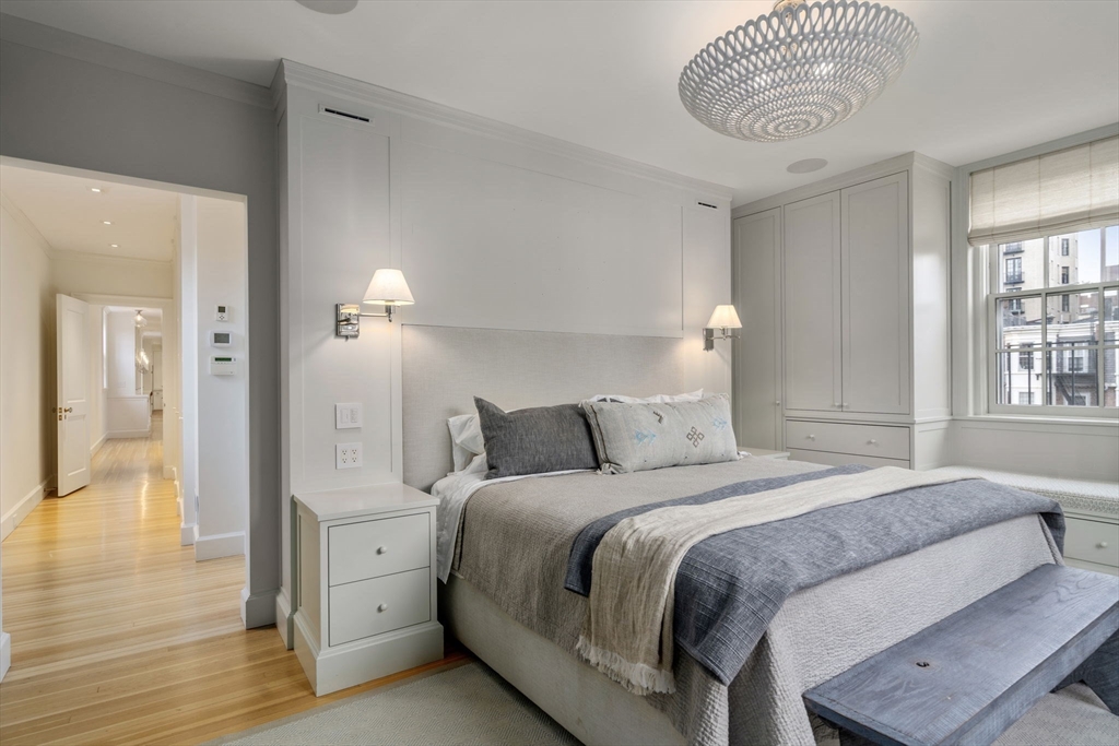 62 Beacon St #3 Boston, MA 02108