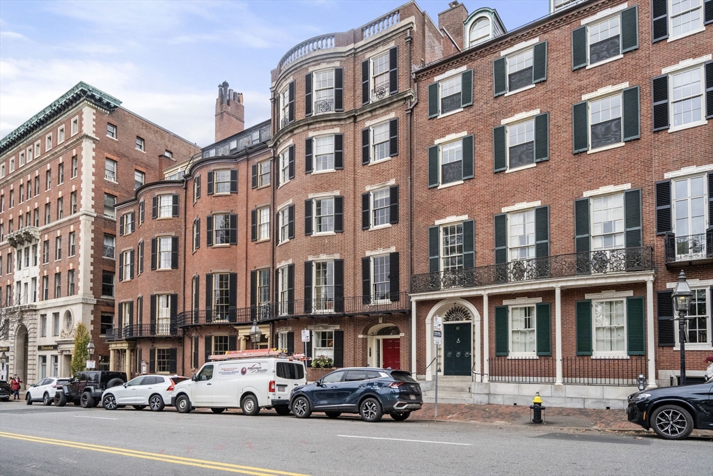 62 Beacon St #3 Boston, MA 02108