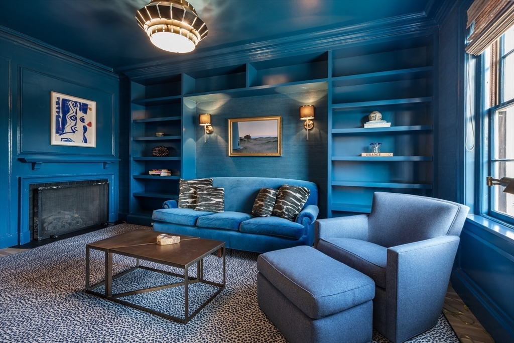 62 Beacon St #3 Boston, MA 02108