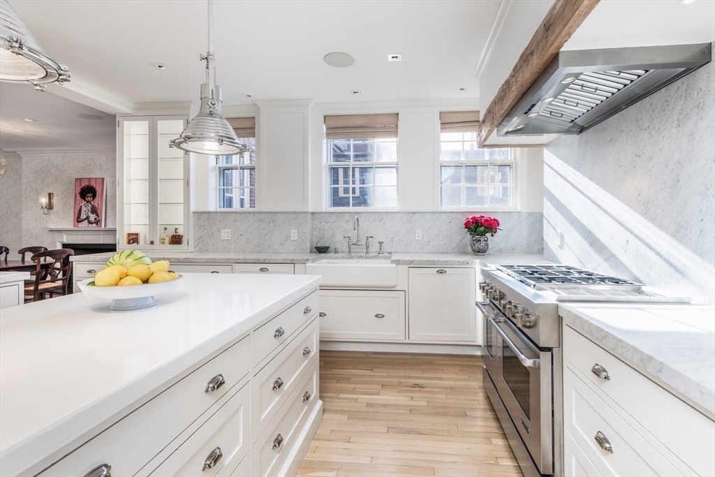 62 Beacon St #3 Boston, MA 02108