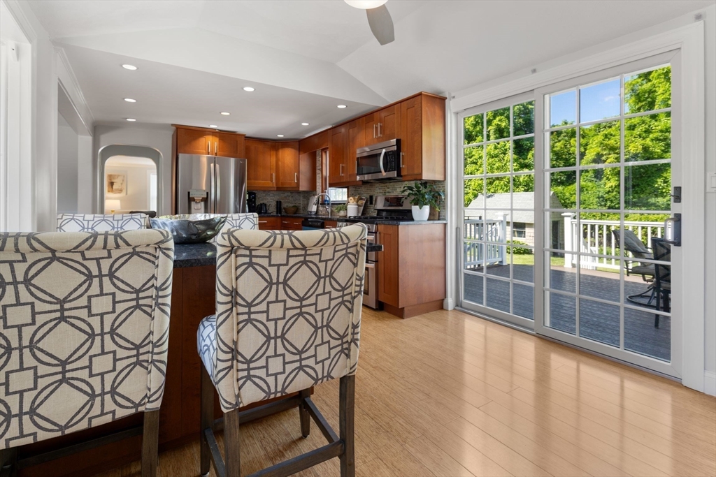 64 Paon Blvd Wakefield, MA 01880