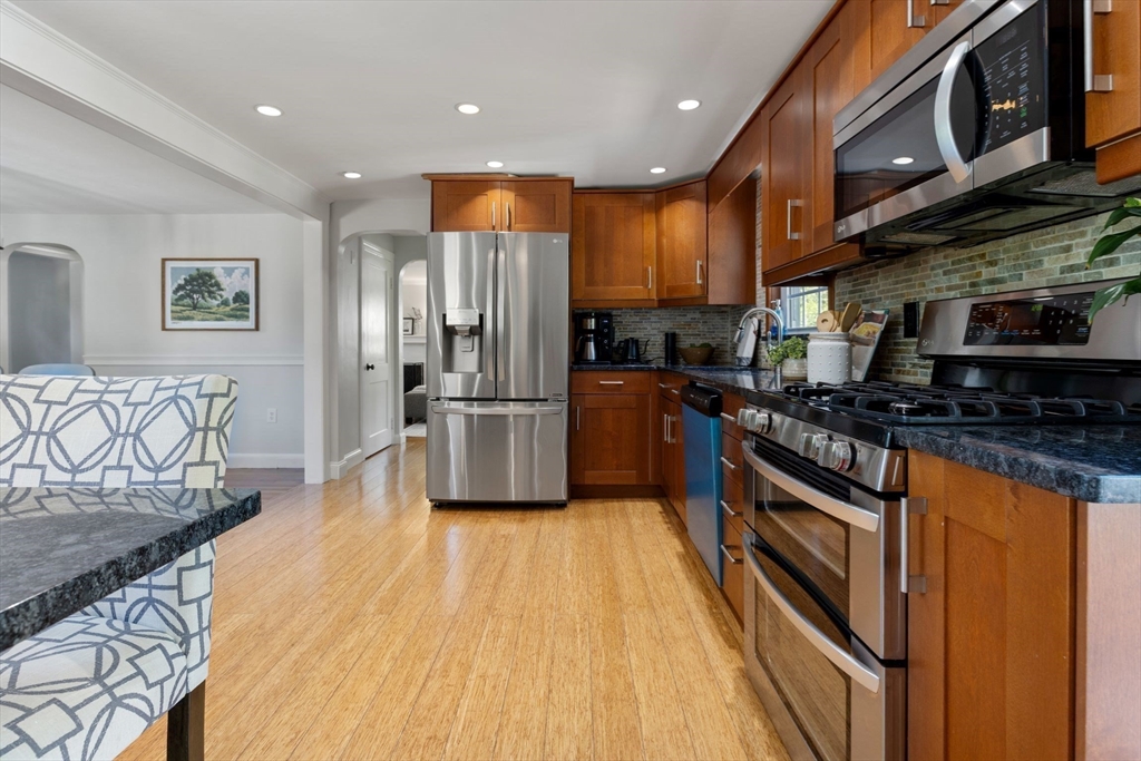 64 Paon Blvd Wakefield, MA 01880