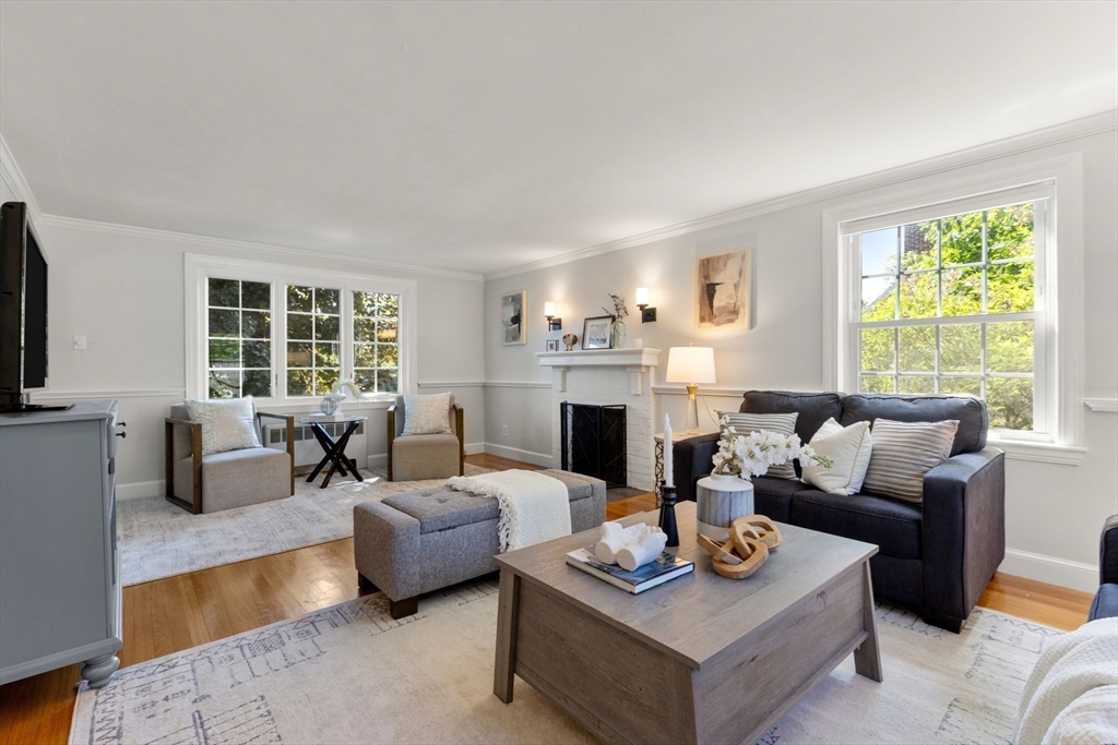 64 Paon Blvd Wakefield, MA 01880