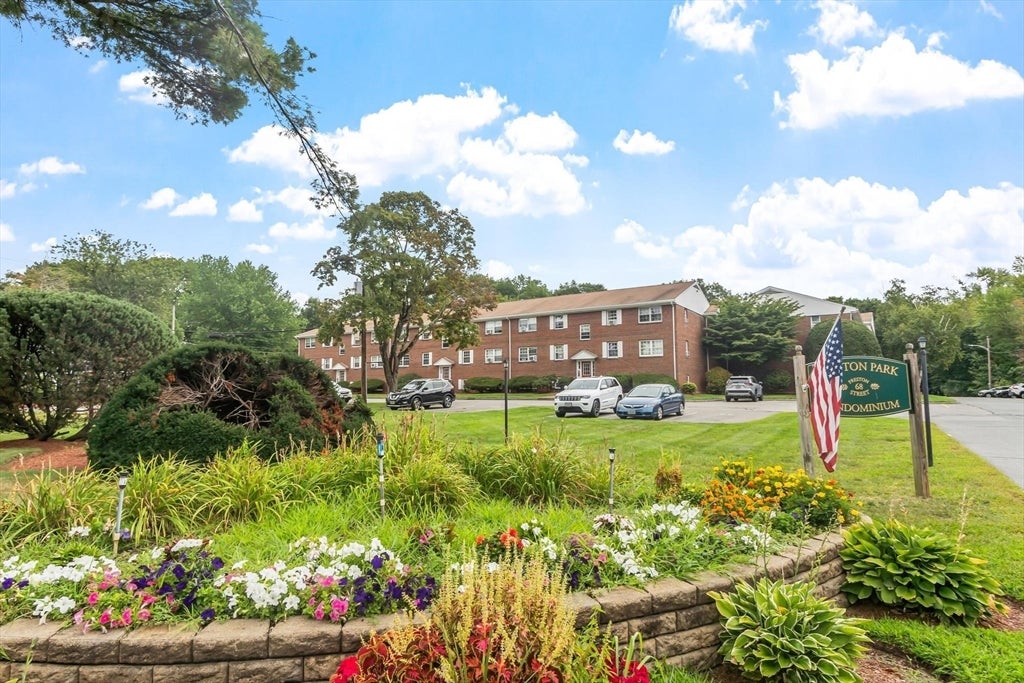 68 Preston St #2C Wakefield, MA 01880