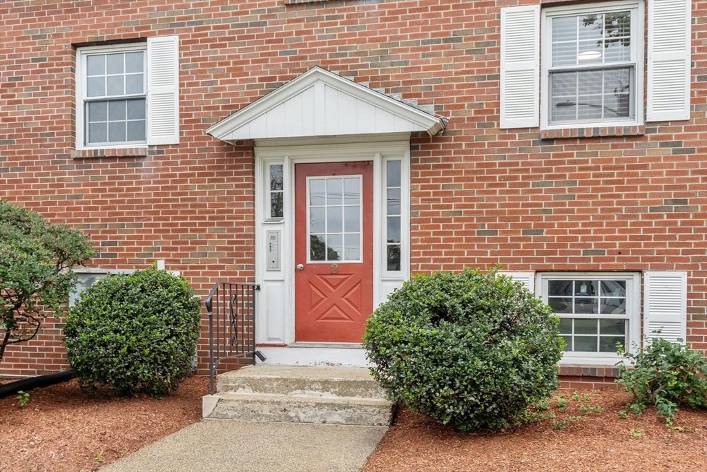 68 Preston St #2C Wakefield, MA 01880