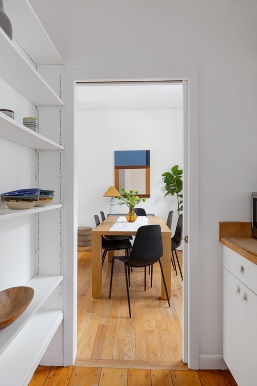 352 Harvard St #1C Cambridge, MA 02138