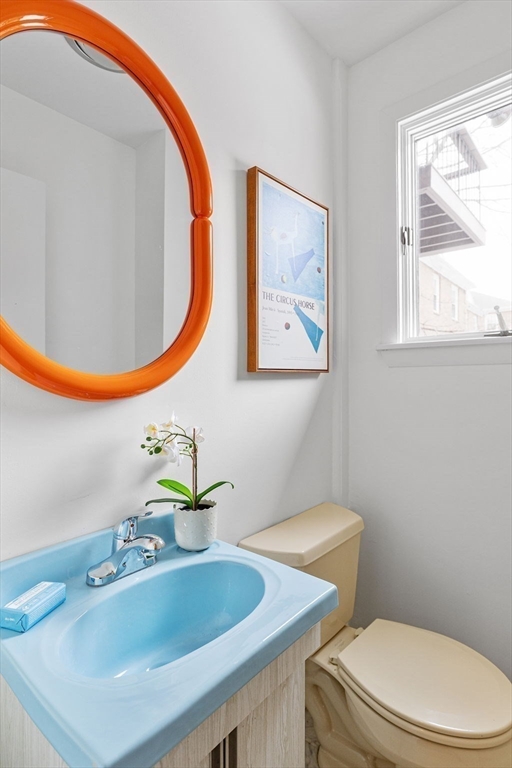 352 Harvard St #1C Cambridge, MA 02138