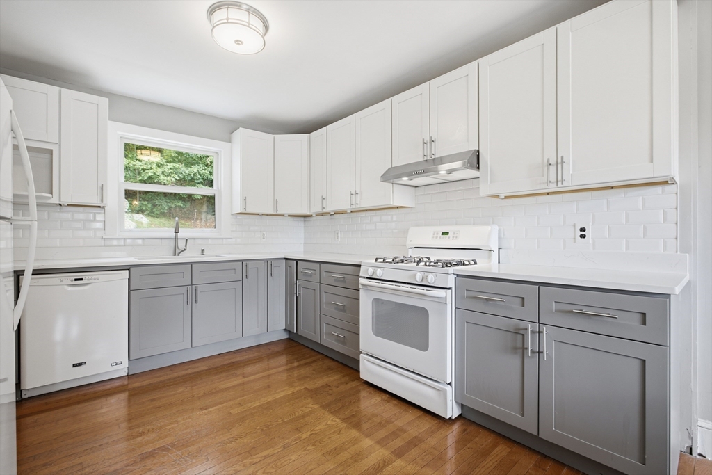 3 Myrtle Ter Wakefield, MA 01880