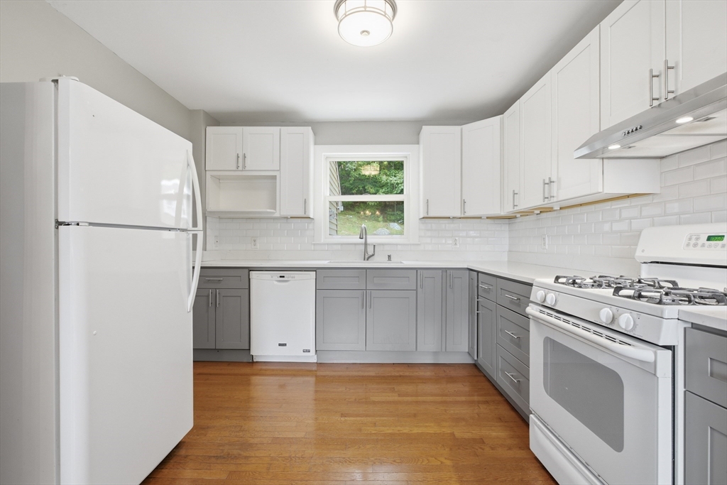 3 Myrtle Ter Wakefield, MA 01880