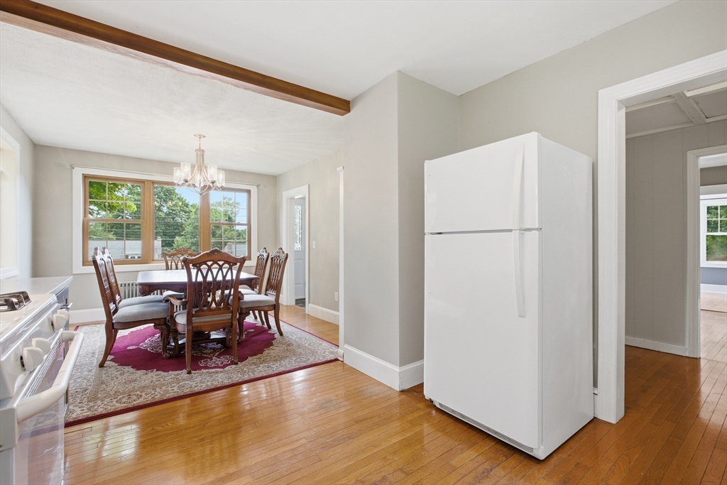 3 Myrtle Ter Wakefield, MA 01880