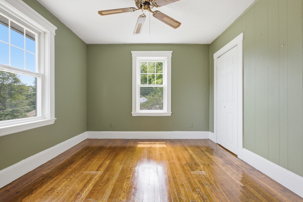 3 Myrtle Ter Wakefield, MA 01880