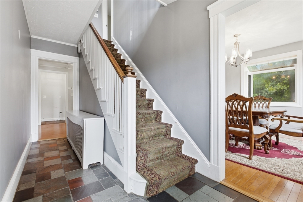3 Myrtle Ter Wakefield, MA 01880