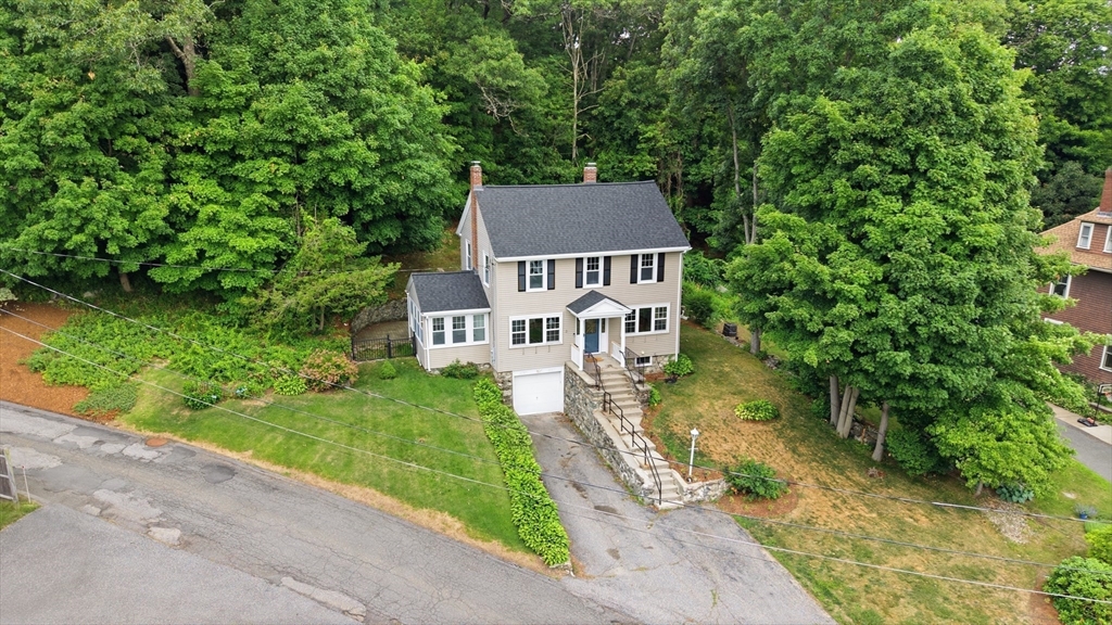 3 Myrtle Ter Wakefield, MA 01880