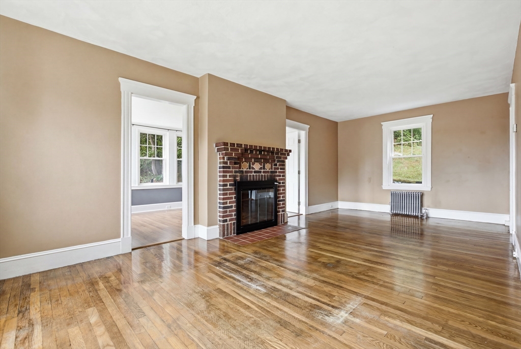 3 Myrtle Ter Wakefield, MA 01880