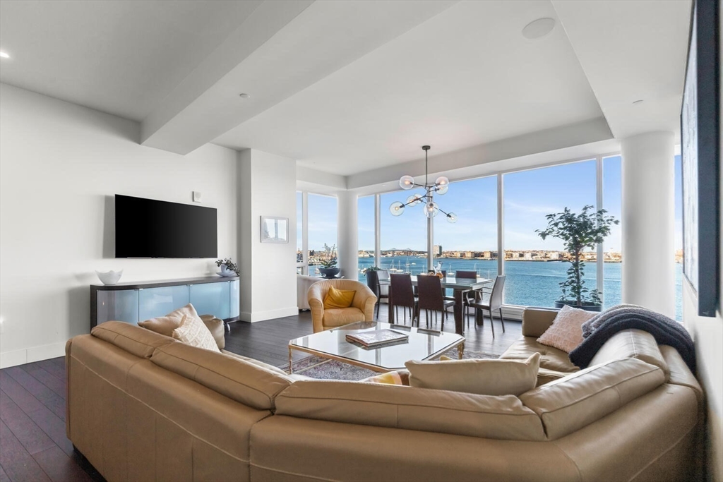 22 Liberty Dr #6F