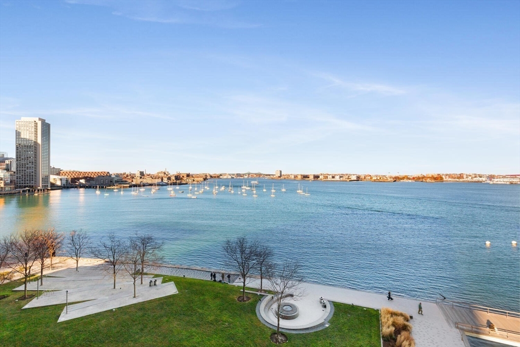 22 Liberty Dr #6F Boston, MA 02210