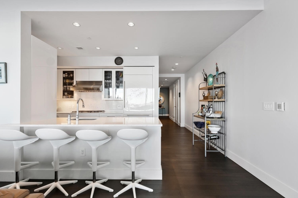 22 Liberty Dr #6F Boston, MA 02210