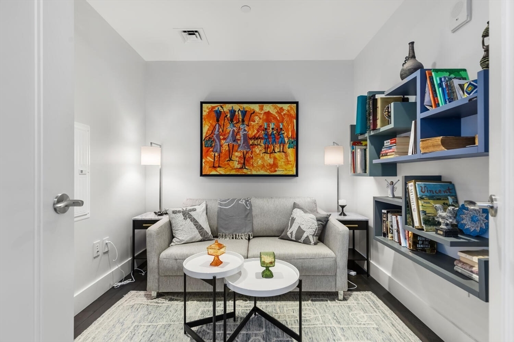 22 Liberty Dr #6F Boston, MA 02210