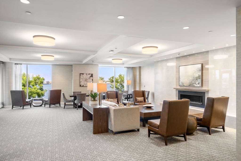 22 Liberty Dr #6F Boston, MA 02210