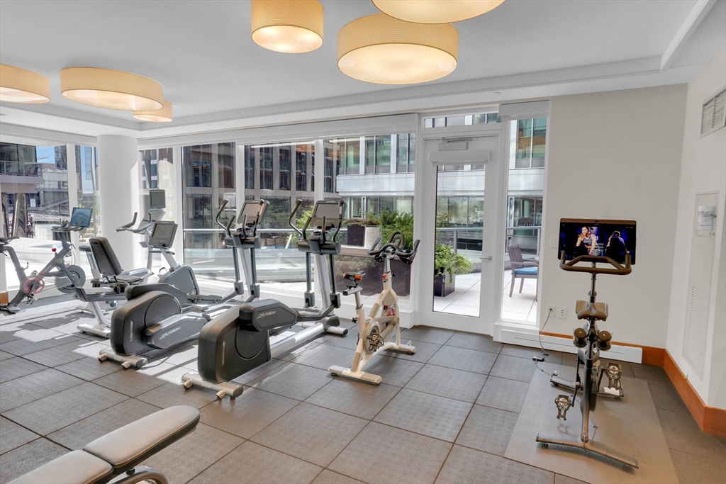 22 Liberty Dr #6F Boston, MA 02210