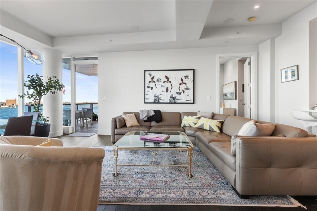 22 Liberty Dr #6F Boston, MA 02210