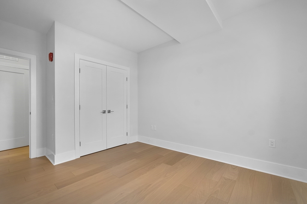 62 Foundry St #414 Wakefield, MA 01880