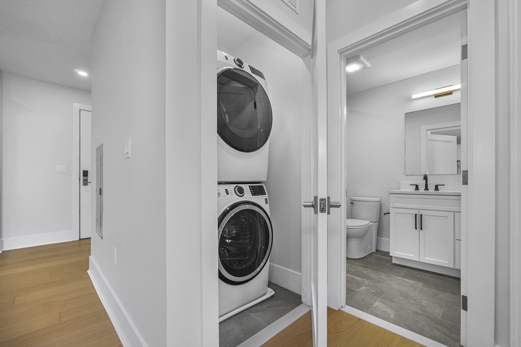 62 Foundry St #414 Wakefield, MA 01880