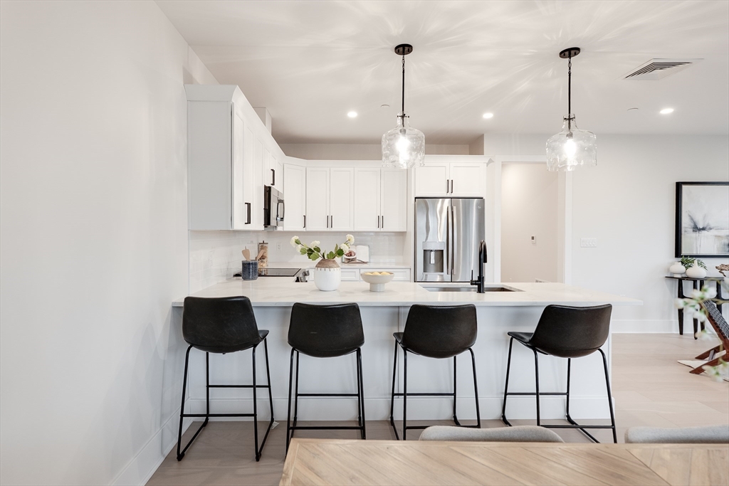 62 Foundry St #202 Wakefield, MA 01880