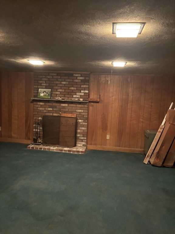 2 Savin Rd Wakefield, MA 01880