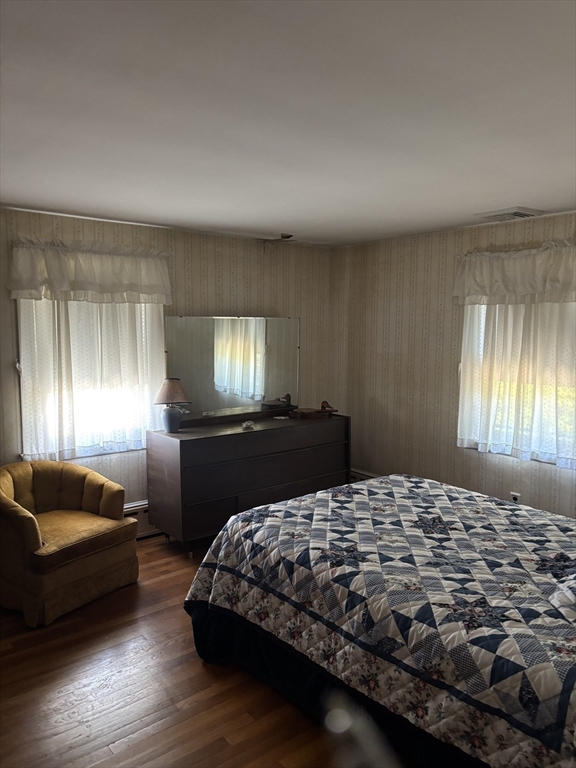 2 Savin Rd Wakefield, MA 01880