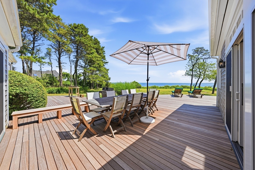 91 Plantingfield Way Edgartown, MA 02539