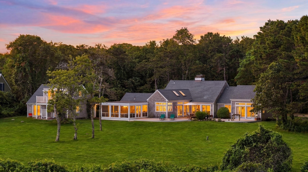 91 Plantingfield Way Edgartown, MA 02539