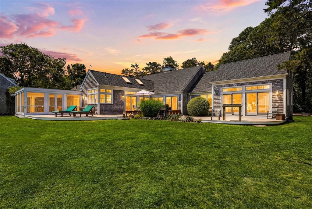91 Plantingfield Way Edgartown, MA 02539