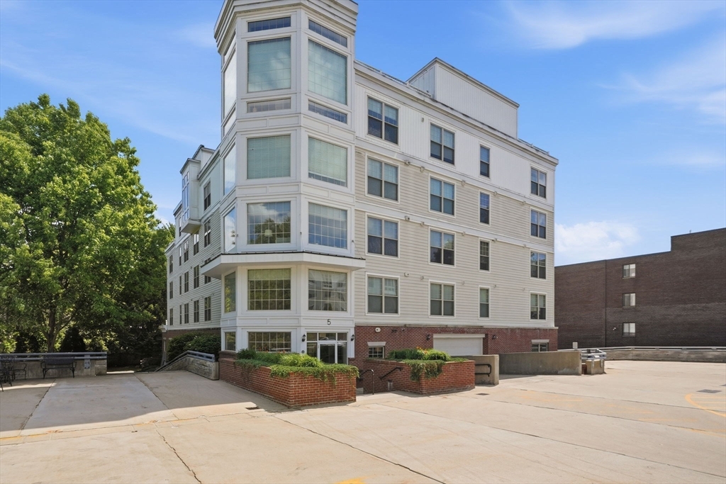 5 Ballister St #523 Wakefield, MA 01880